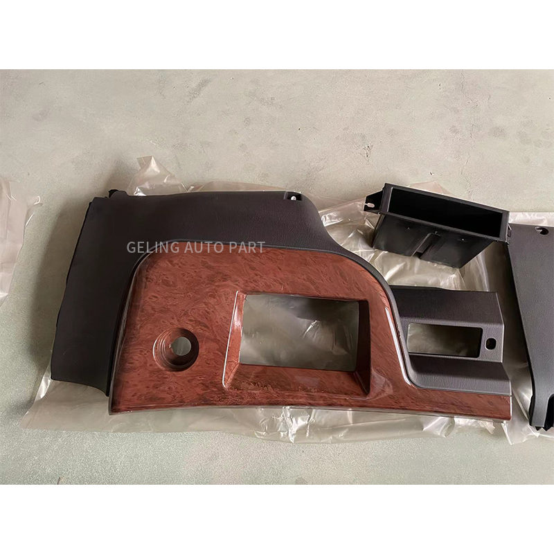 Isuzu Giga Forward Narrow Dashboard