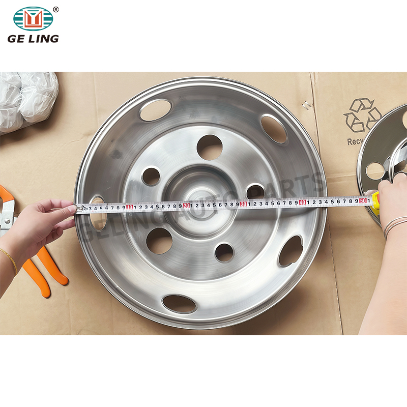 16 '' 5 Holes Stainless Hub Trim Cover 16 '' 5 Holes Stainless Hub Trim Cover