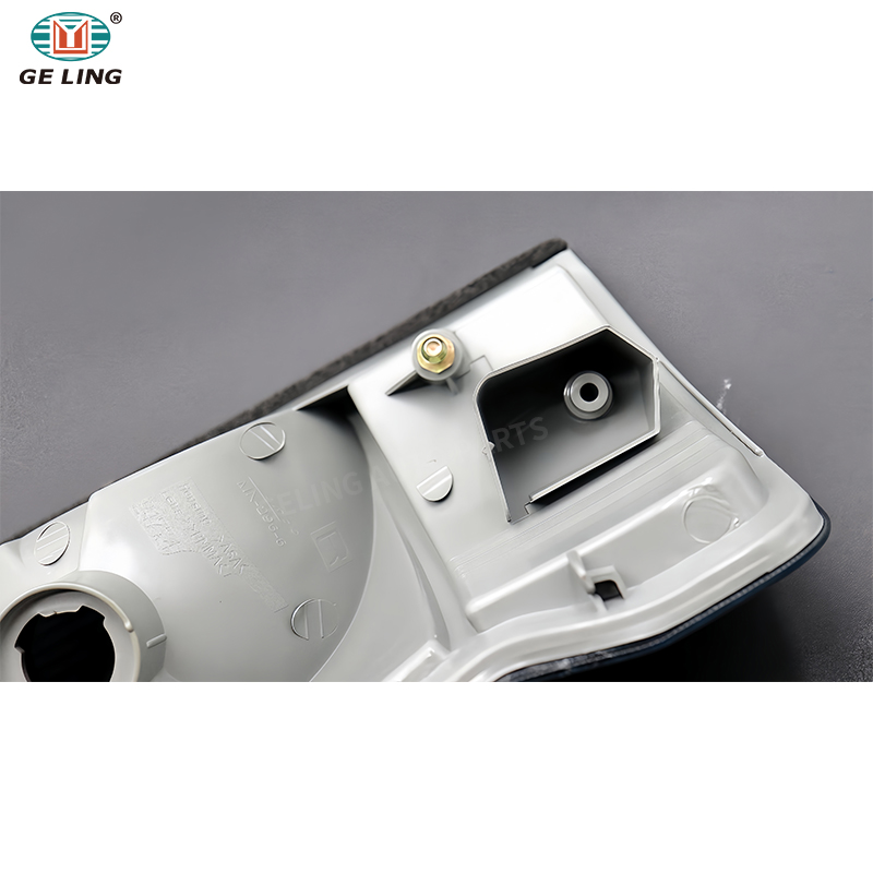 Nissan Urvan E24 Turn Signal Light