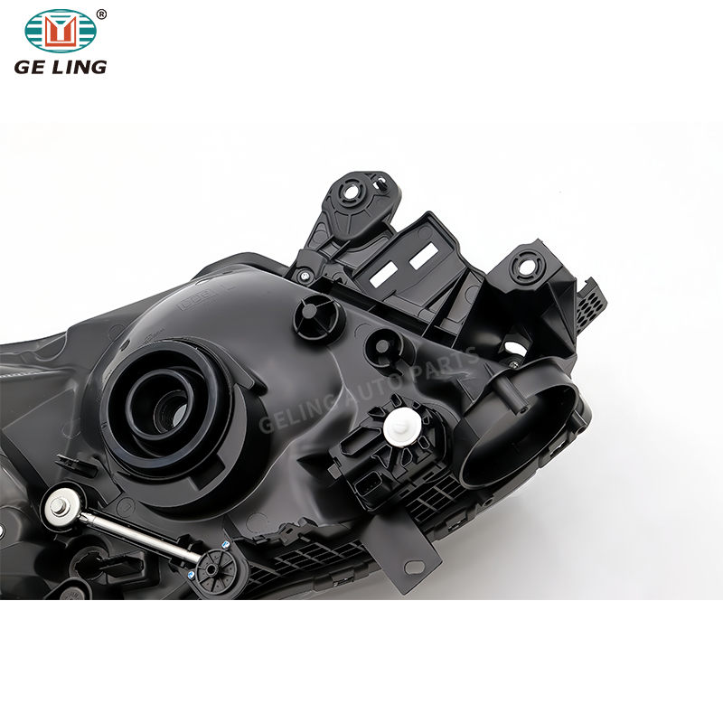 Nissan E26 URVAN NV350 2014 Headlight