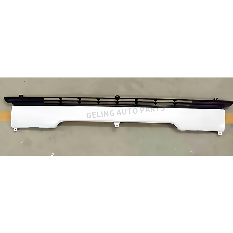Calandre pour nissan cwa451