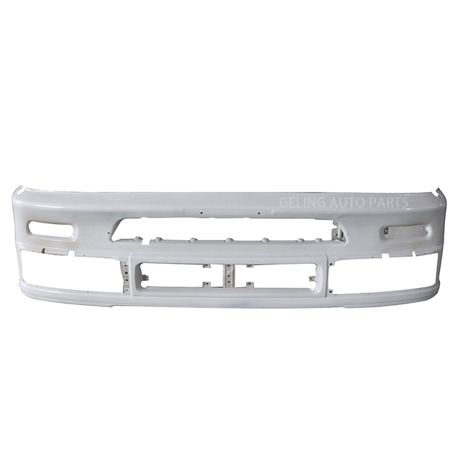 Bumper depan 308109012 untuk isuzu giga cxz 2002