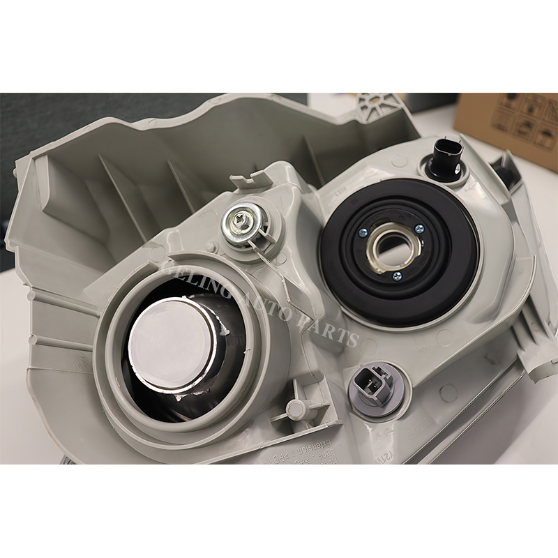 Isuzu Dmax 2014 Head Lamp