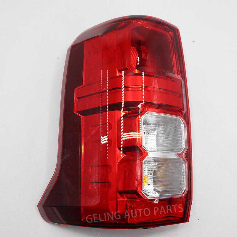 Luz traseira de halogênio para Mitsubishi L200 Triton 2024