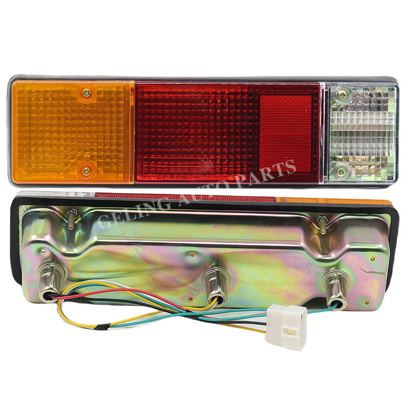 Taillight MB141092 For Mitsubishi Fuso Canter 1991