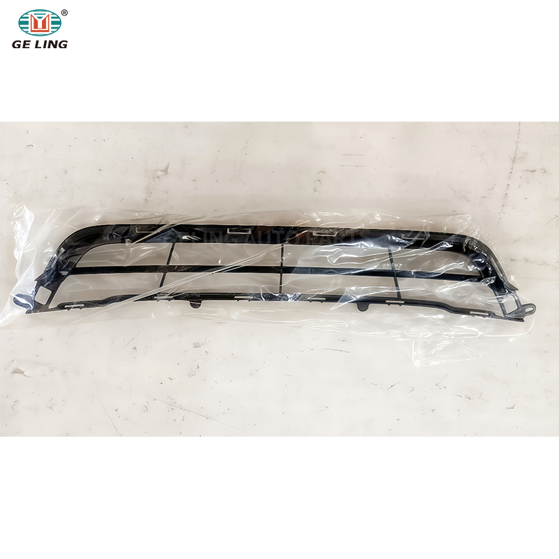 Nv350 2019 Front Bumper Cover