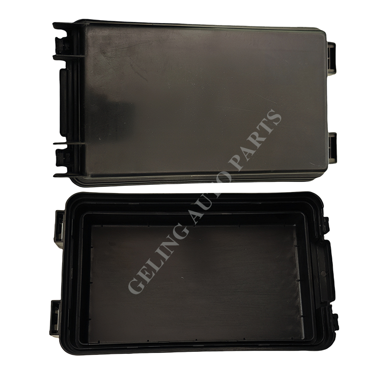 Fuse Cover For Mitsubishi Canter 2005
