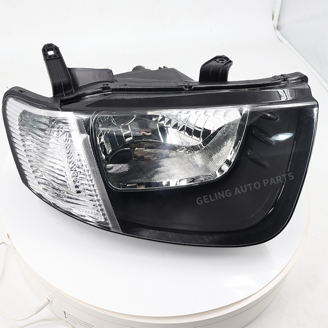 Lampu Kepala Putih Kabin Tunggal Untuk Mitsubishi L200 Triton 2005