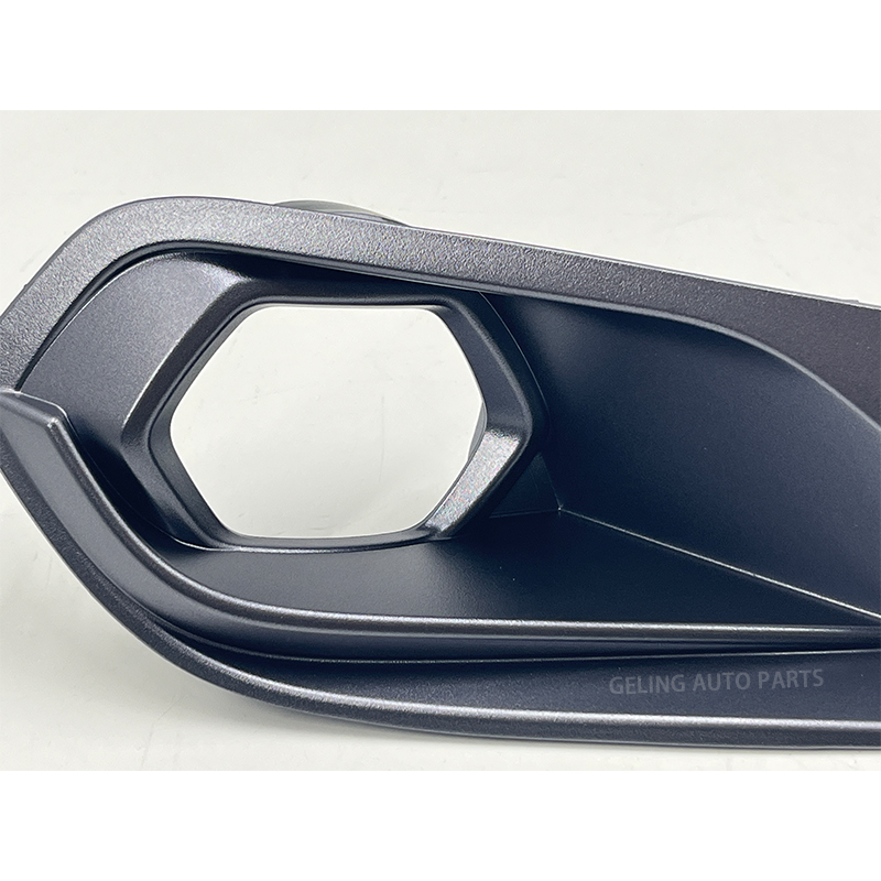 Isuzu Mux 2023 Fog Lamp Cover