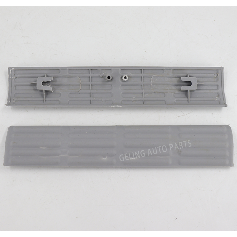 Bumper Garnish For Isuzu Forward Deca320 Deca270