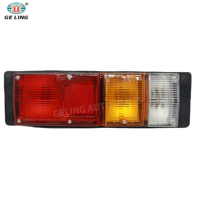 Lampu Ekor 5822300183 untuk Isuzu 600p FSR112 372 NPR NQR