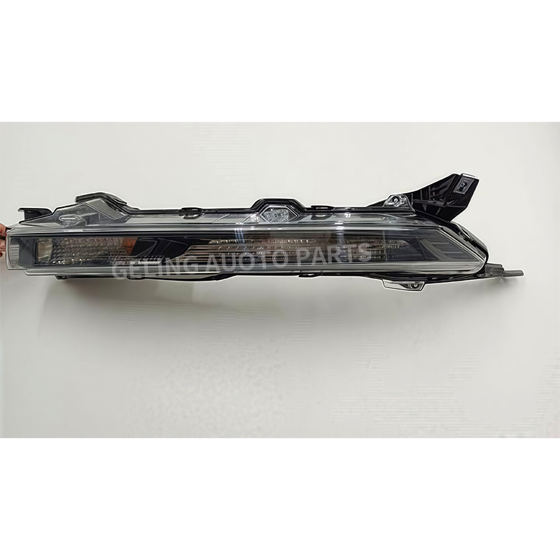 Día de la luz de la luz para Mitsubishi L200 Triton 2024