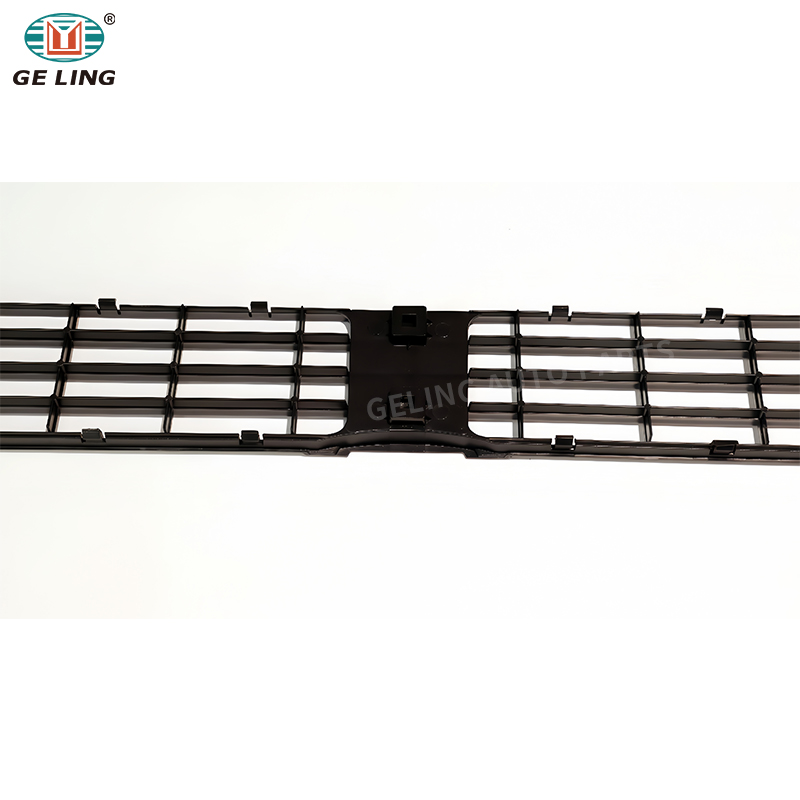 Front Grille Upper for Nissan CWA451 2003