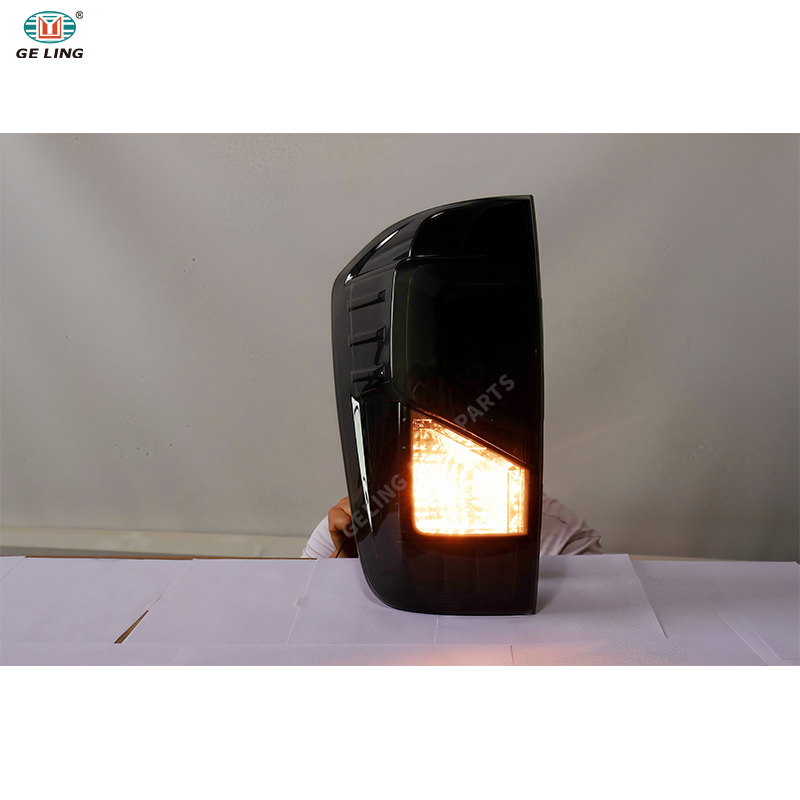 LED ILLIGHT ل NISSAN NAVARA NP300 التقاط 2021 2022