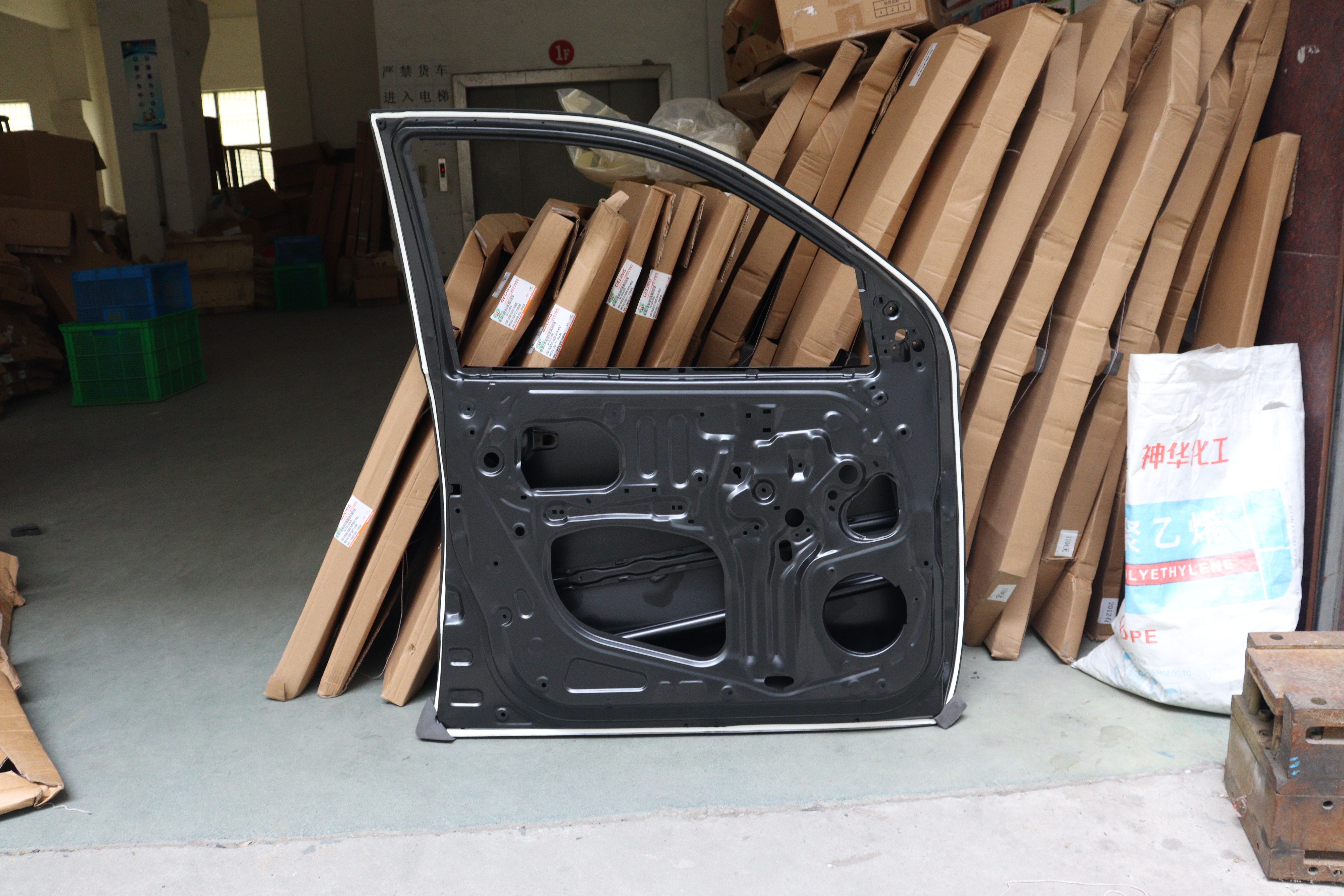 Toyota Hilux Vigo 2013 için Kapı