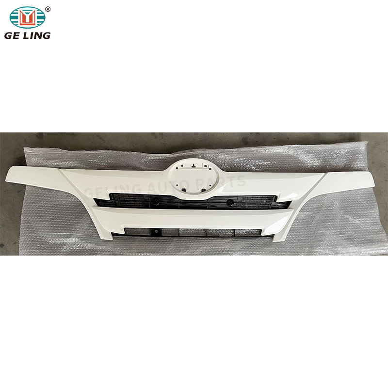 Hino 300 Grille