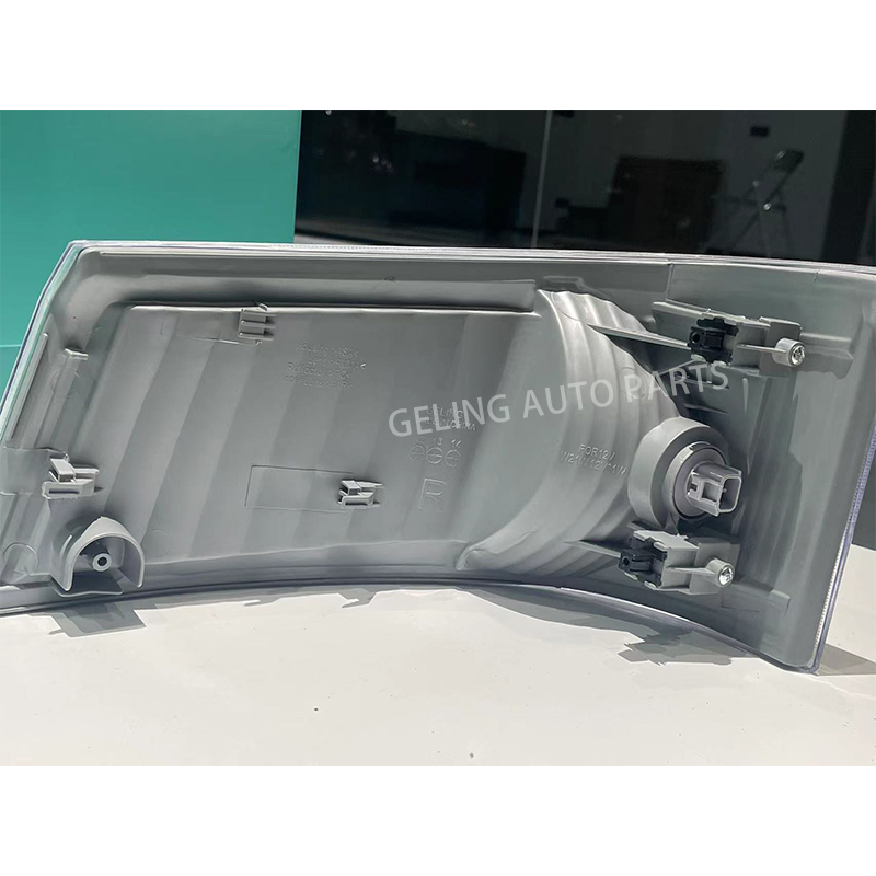 ISUZU 700P 2022 için köşe lambası