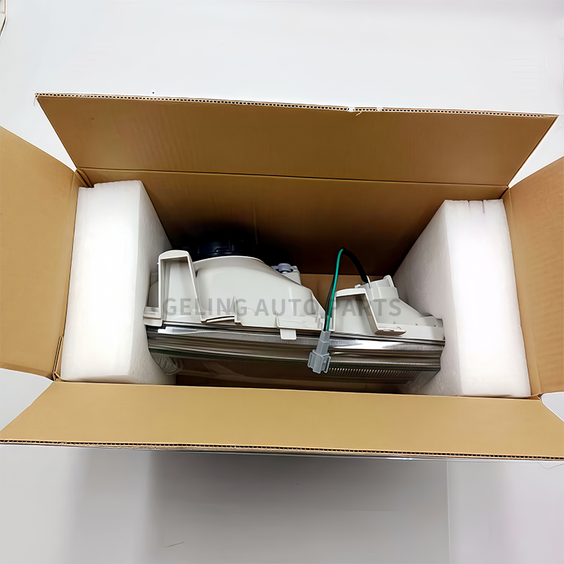 Nissan Cwa451 Headlight
