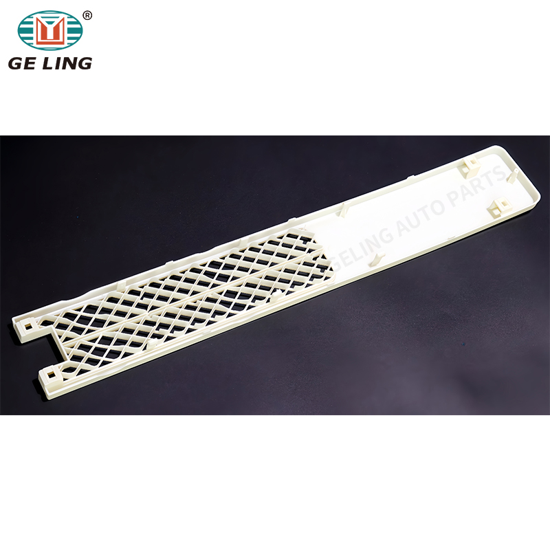 Front Grille For Nissan CWA451 1999