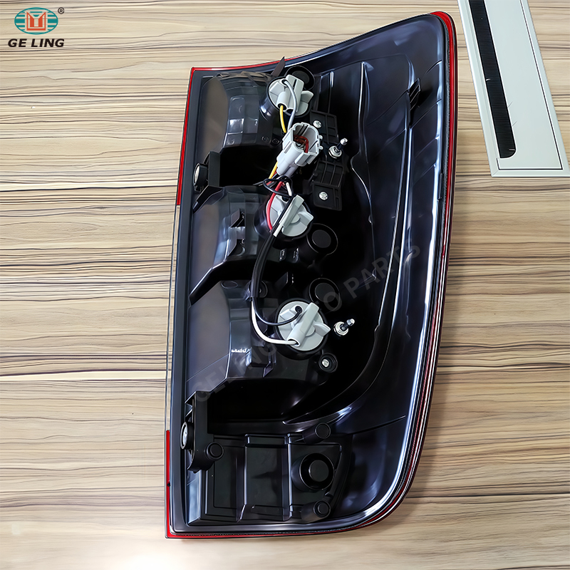 Rear Light 265504JD0A For Nissan Navara 2015 Np300