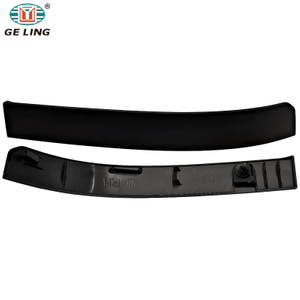 Striscia di rivestimento inferiore dell'angolo del paraurti anteriore per Isuzu Giga Fvr.Ftr 1999