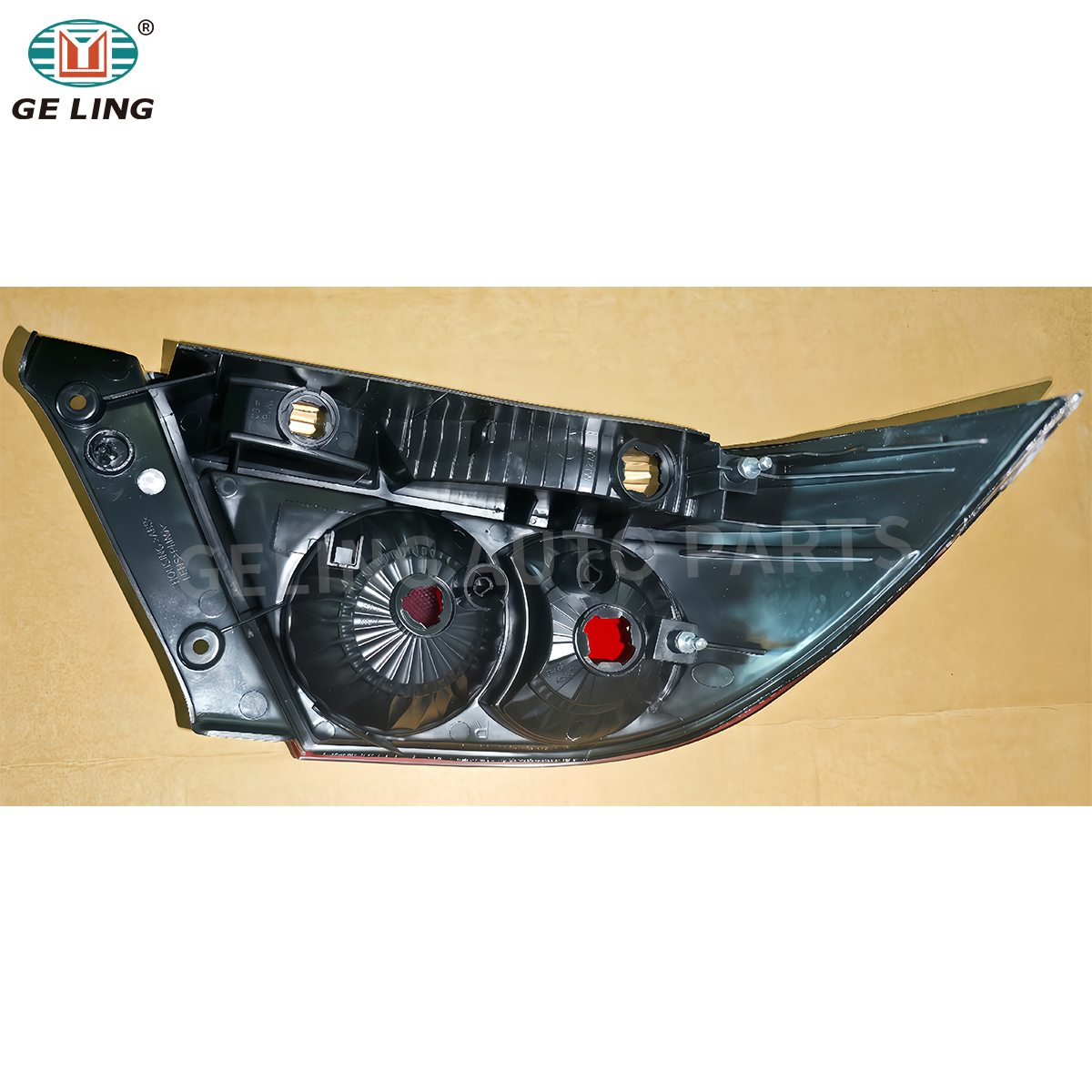 MR972594 MR972593 Tail Light Rear Lamp Taillight for Mitsubishi Lancer Cedia Cs3 CG Sedan 2000 2001 2002 2003