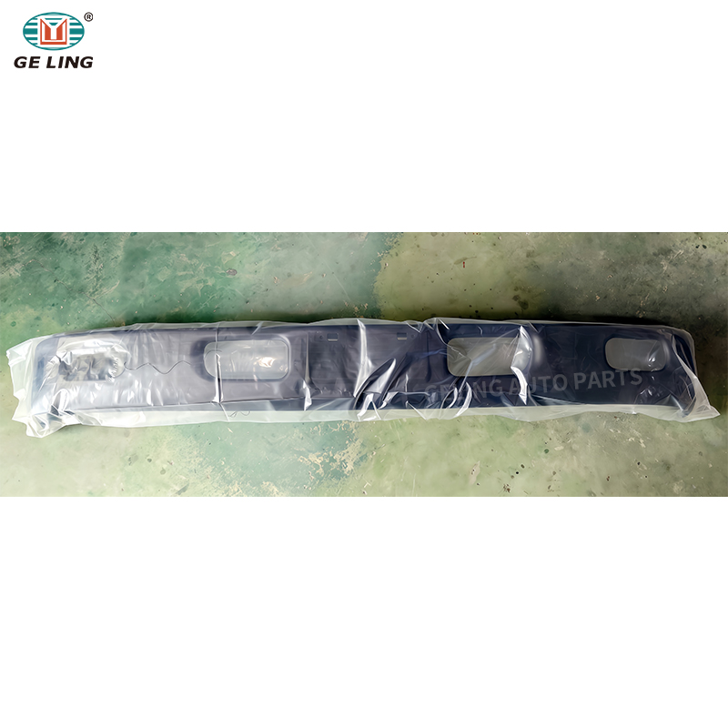 Car Accessories Narrow Front Plastic Bumper With Fog Lamp Hole for Mitsubishi Canter 1993-2002